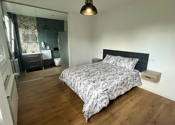 A De Carmiña Habitación en casa particular A Coruña